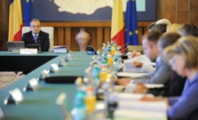 Guvernul vrea să modifice din nou Codul Fiscal. Sunt vizate diurnele şi drepturile de autor